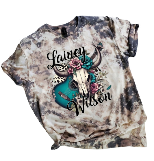 Lainey Wilson Bleached tee